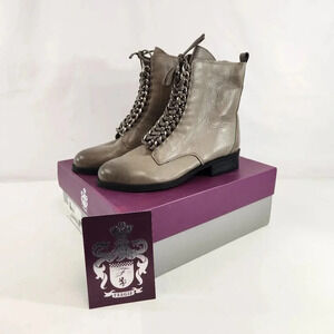 Fergie Nemo Lace Up Boots Womens 9 Grey
